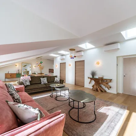 4 Pieces Sur La Rue D'antibes - Renove Et Climatise * Cannes