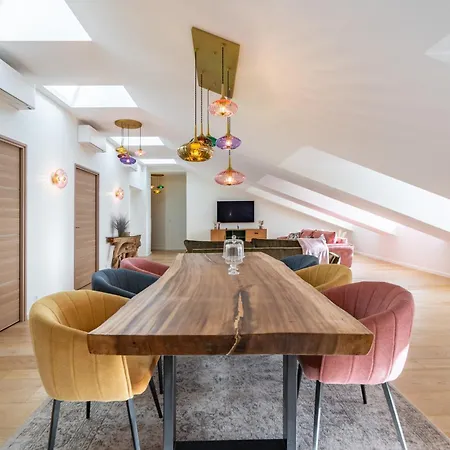 4 Pieces Sur La Rue D'antibes - Renove Et Climatise