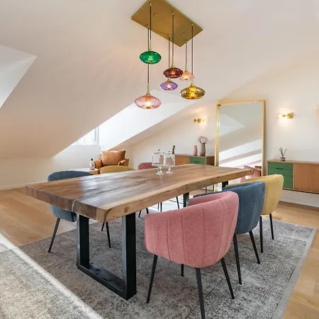 4 Pieces Sur La Rue D'antibes - Renove Et Climatise Daire Cannes