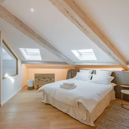 Daire 4 Pieces Sur La Rue D'antibes - Renove Et Climatise *